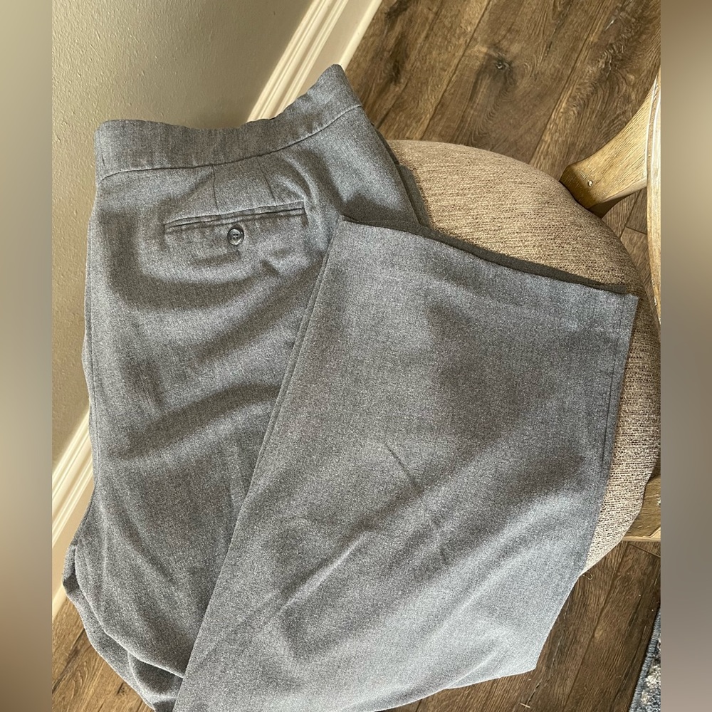 🛍️ Kim Rogers Business Casual Pants Size 22